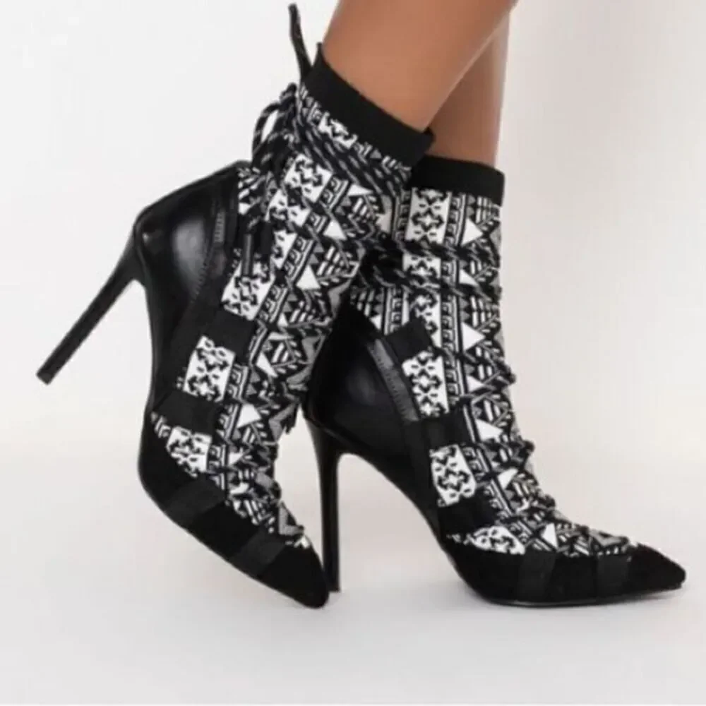 Stiletto Bootie Size 7.5 - Color- Black- White